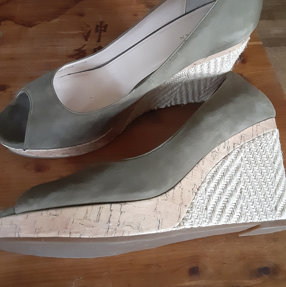 Cole Haan Peep toe espadrilles 10.5